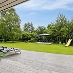 Jorinde - 1km From The Sea By Interhome