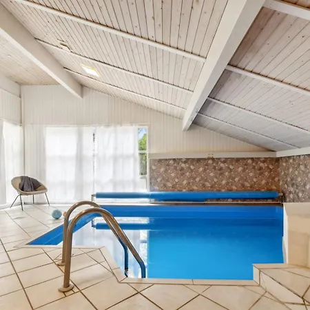 Jorinde - 1km From The Sea By Interhome Humble