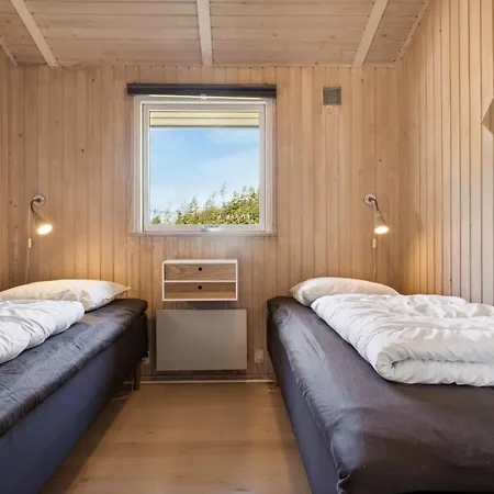 Jorinde - 1km From The Sea By Interhome Humble