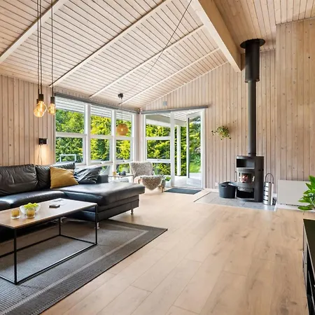 Jorinde - 1km From The Sea By Interhome